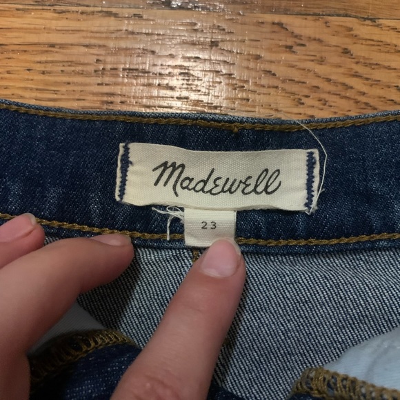 Madewell denim shorts - Picture 2 of 3